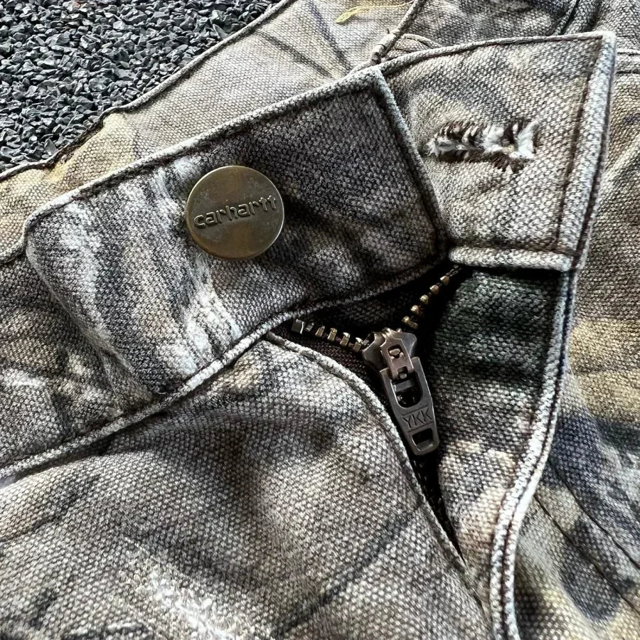 camouflage baggy jeans